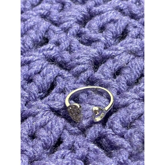 Silvertone Ring Size 4 Two Hearts Clear Rhinestones - Picture 3 of 3